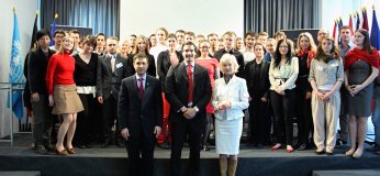emr-2012-04.jpg