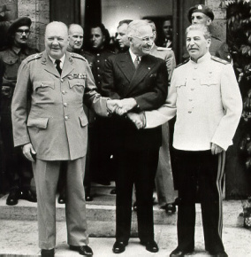 02-gr.jpg