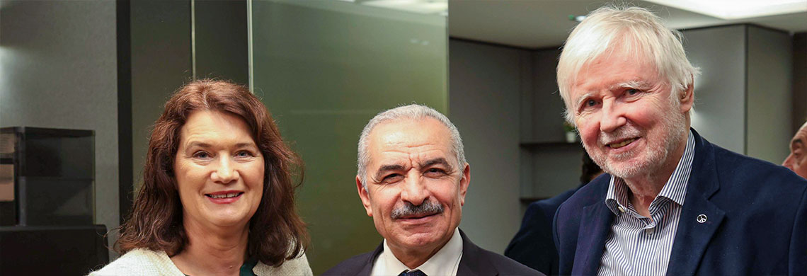a2eb4a0df8e498568b3f5488f1ef39b9.jpg