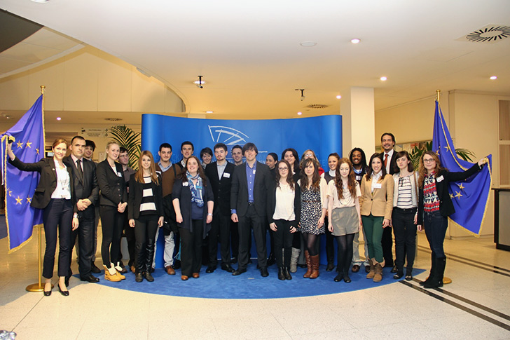 cde-2013-02.jpg